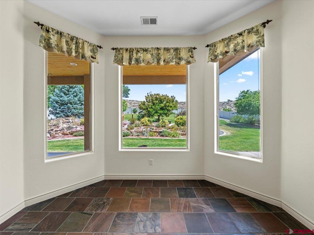 Montrose, Colorado 81401, United States, 3 Bedrooms Bedrooms, ,3 BathroomsBathrooms,Residential,Active,172783