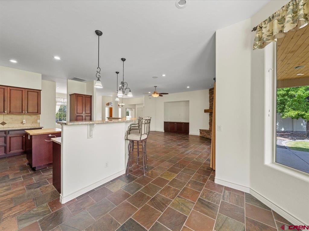 Montrose, Colorado 81401, United States, 3 Bedrooms Bedrooms, ,3 BathroomsBathrooms,Residential,Active,172783