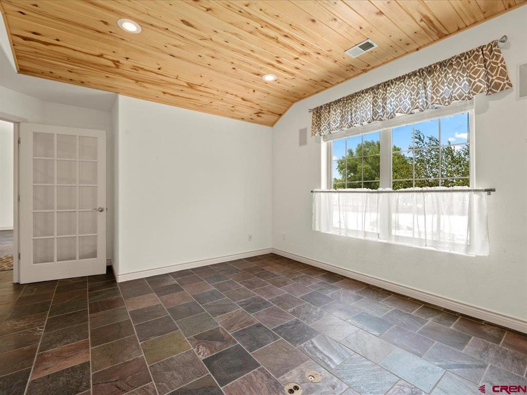 Montrose, Colorado 81401, United States, 3 Bedrooms Bedrooms, ,3 BathroomsBathrooms,Residential,Active,172783