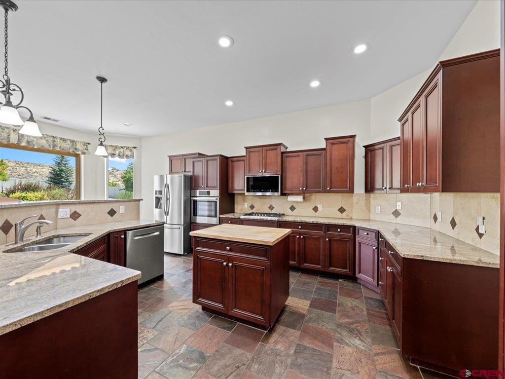 Montrose, Colorado 81401, United States, 3 Bedrooms Bedrooms, ,3 BathroomsBathrooms,Residential,Active,172783