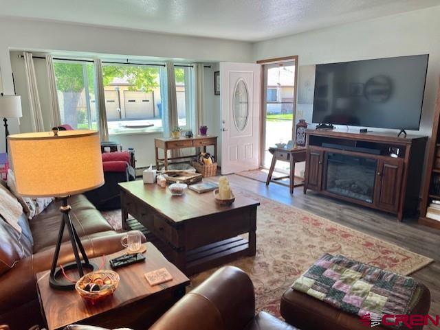 Montrose, Colorado 81401, United States, 2 Bedrooms Bedrooms, ,2 BathroomsBathrooms,Residential,Contingent,57556