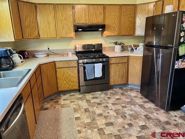 Montrose, Colorado 81401, United States, 2 Bedrooms Bedrooms, ,2 BathroomsBathrooms,Residential,Contingent,57556