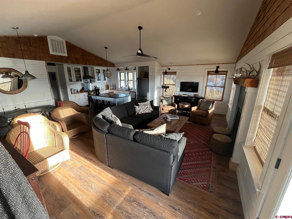 2185 S Rockcliff Circle