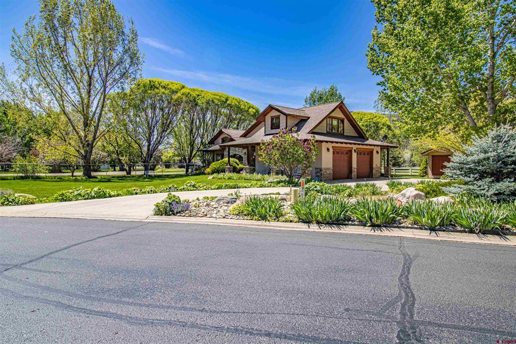 1167 N Dalton Ranch Rd