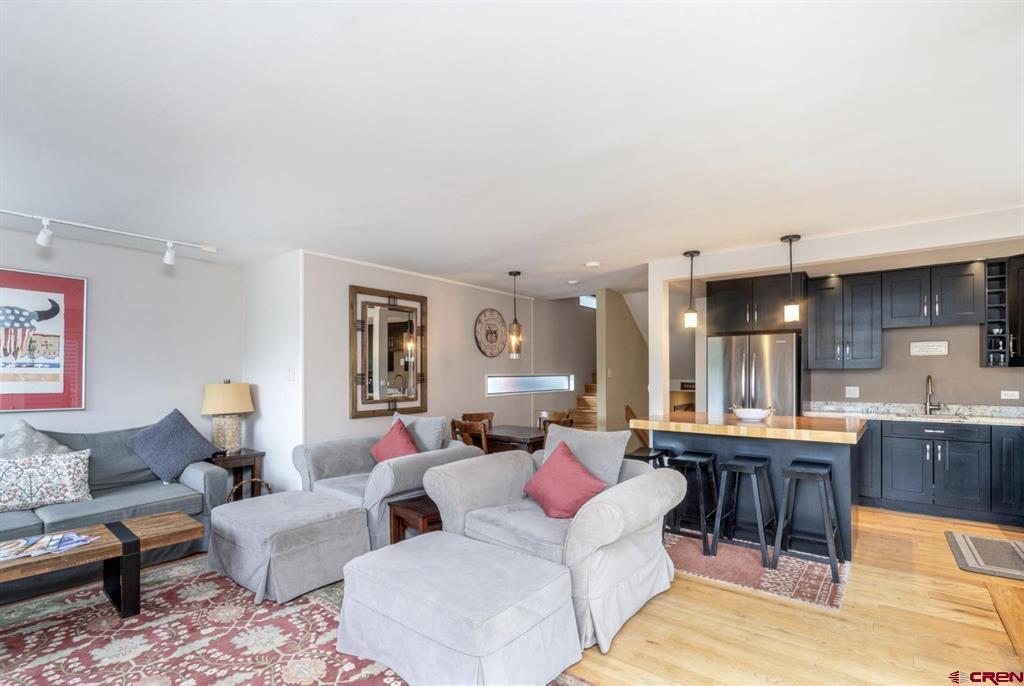 747 W Pacific Avenue 506