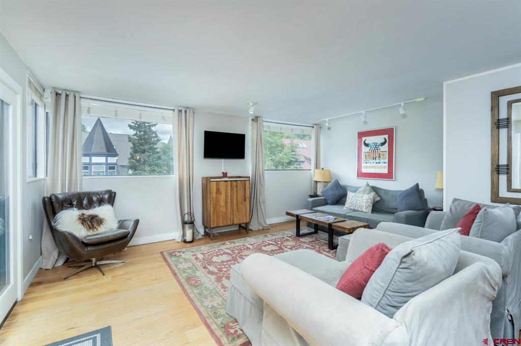 747 W Pacific Avenue 506