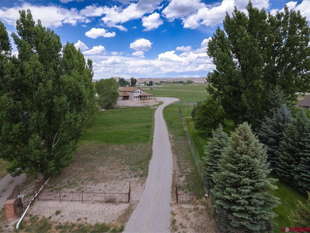 Montrose, Colorado 81403, United States, 4 Bedrooms Bedrooms, ,3 BathroomsBathrooms,Residential,Active,142370