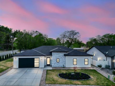 Photo of 495 River Valley Court, Delta, CO 81416 (MLS # 833995)