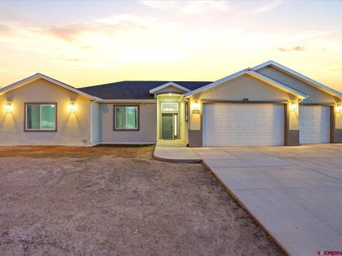 Photo of 1112 Riverbend Court, Alamosa, CO 81101 (MLS # 839561)