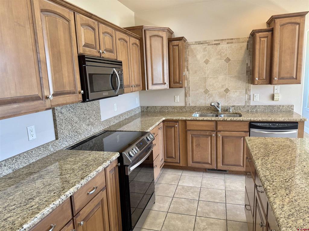 Montrose, Colorado 81401, United States, 3 Bedrooms Bedrooms, ,2 BathroomsBathrooms,Residential,Active,137264