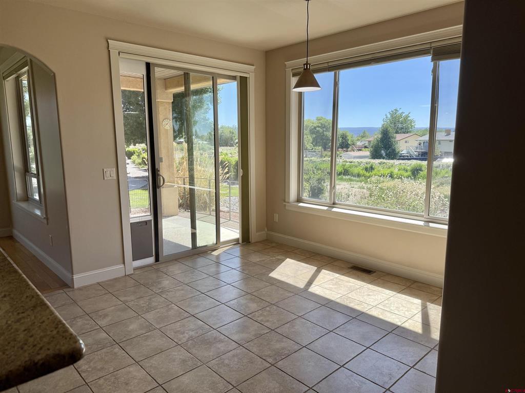 Montrose, Colorado 81401, United States, 3 Bedrooms Bedrooms, ,2 BathroomsBathrooms,Residential,Active,137264