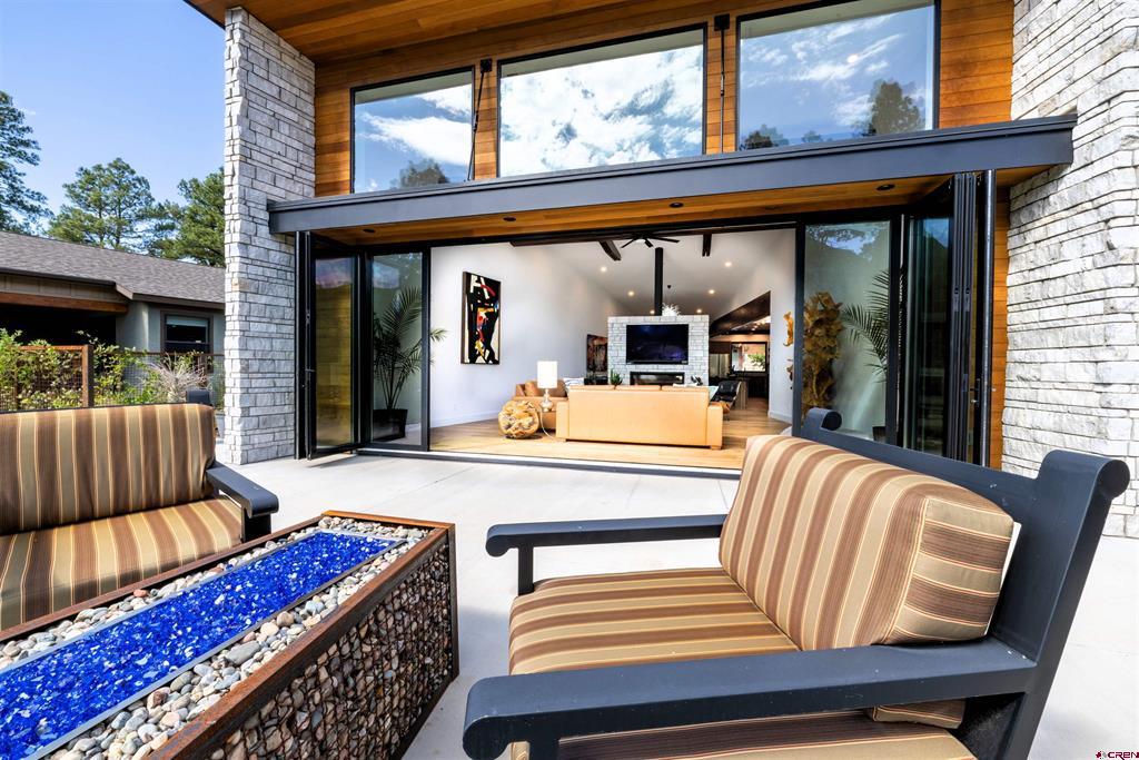 1023 Twin Buttes Avenue