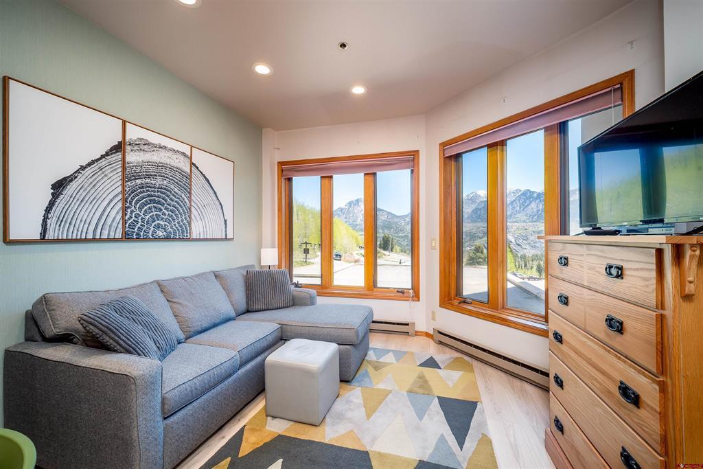 71 Needles Way 340