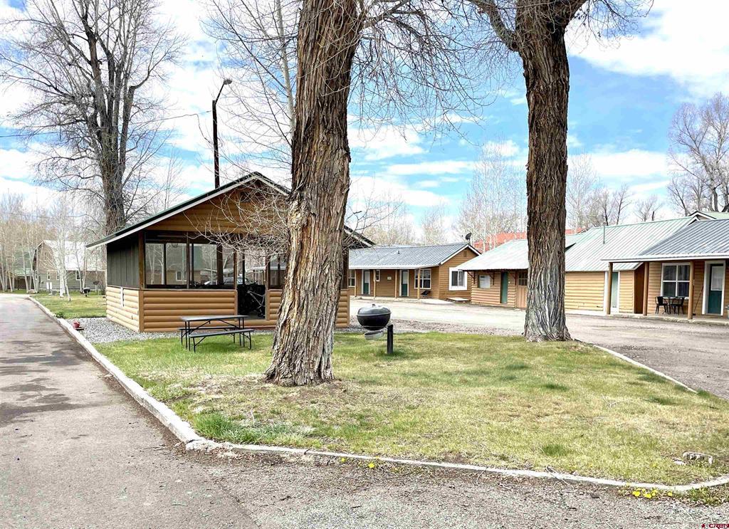 1314 W Tomichi Avenue 3