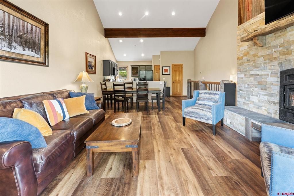21 Castle Road 10