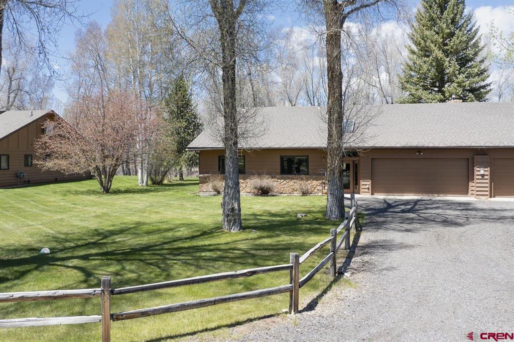 61 E Cottonwood Road A