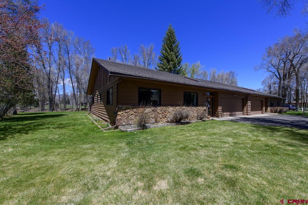 61 E Cottonwood Road A