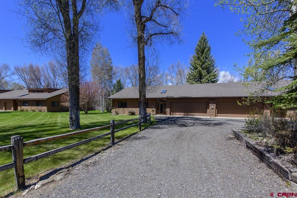 61 E Cottonwood Road A