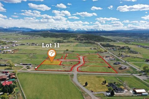 Photo of 11 Uriah Court, Montrose, CO 81403 (MLS # 837155)