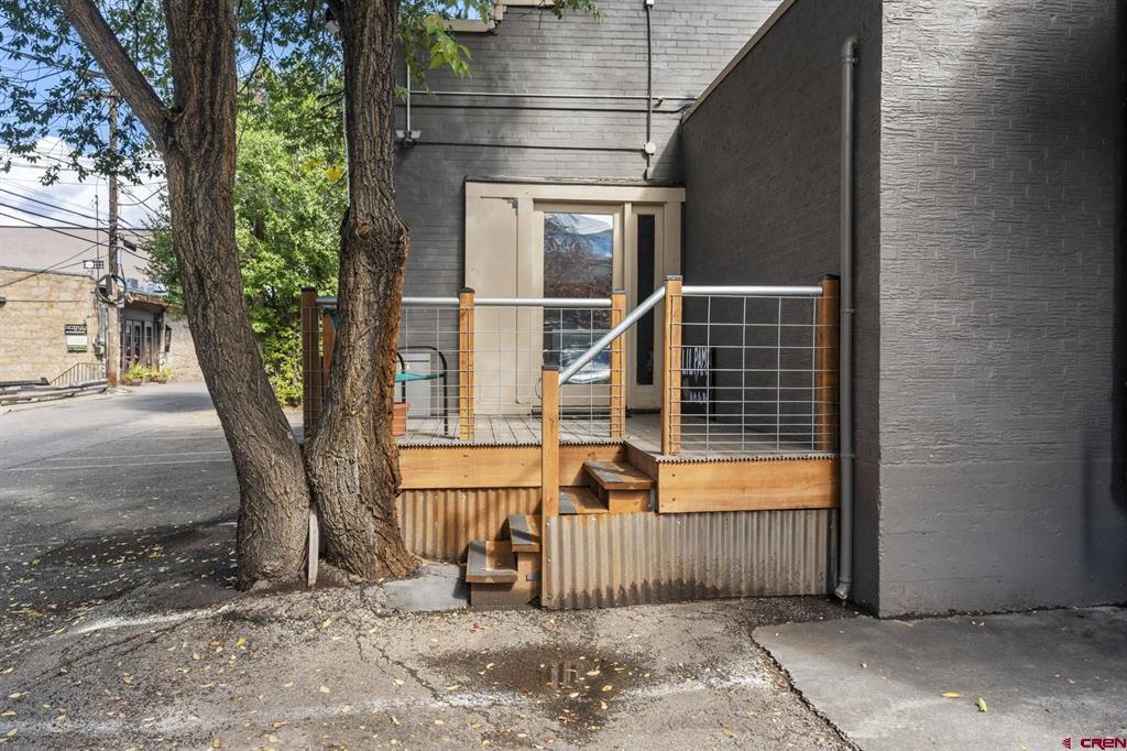 171 E 7th Street