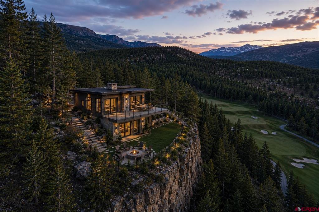557 Glacier Cliff Drive