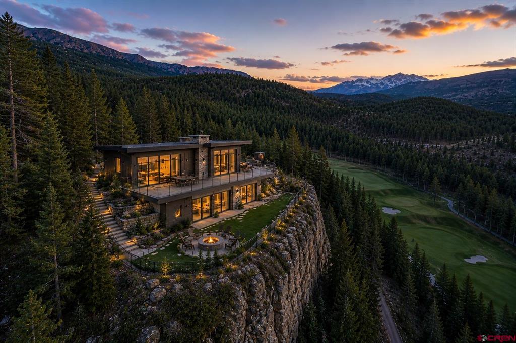 557 Glacier Cliff Drive