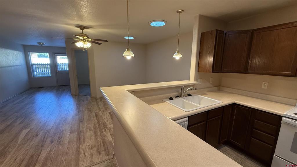 Montrose, Colorado 81401, United States, 3 Bedrooms Bedrooms, ,2 BathroomsBathrooms,Residential,Active,162321