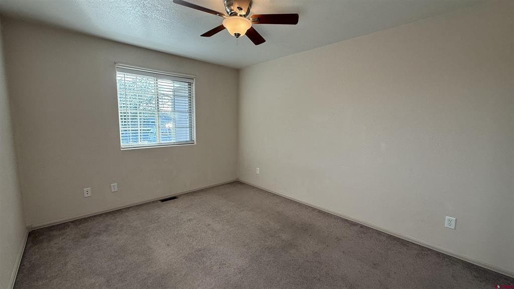 Montrose, Colorado 81401, United States, 3 Bedrooms Bedrooms, ,2 BathroomsBathrooms,Residential,Active,162321