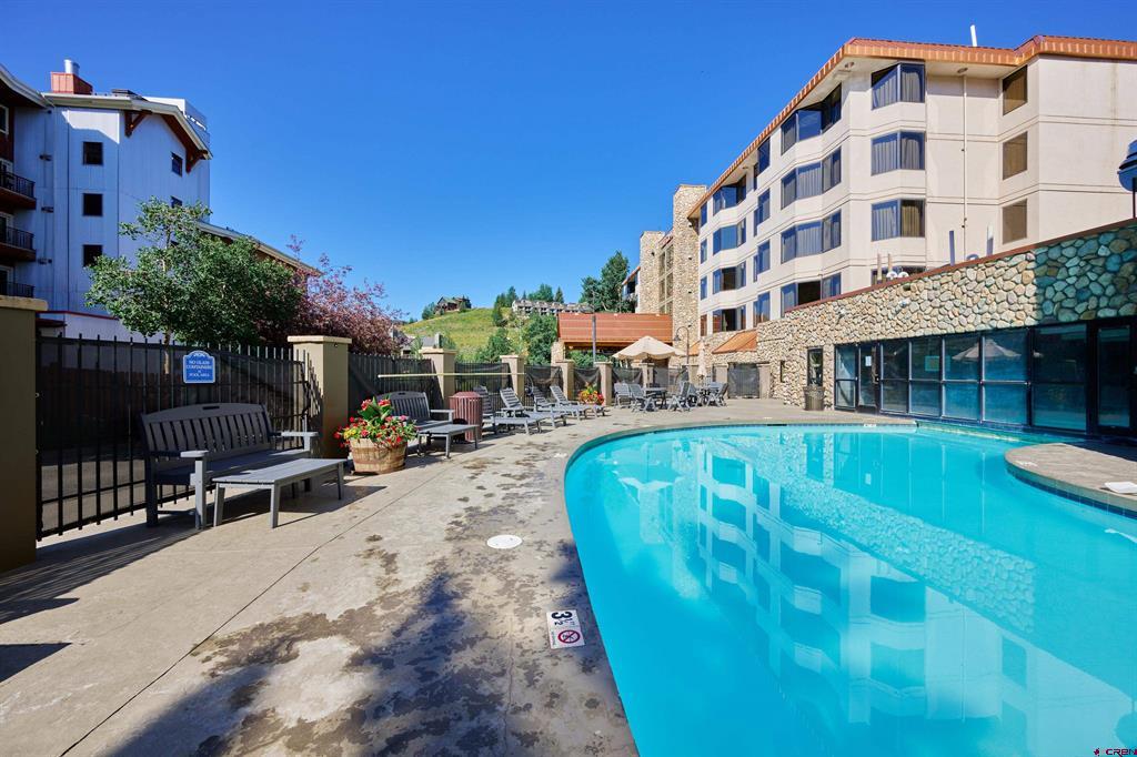 6 Emmons Road 179