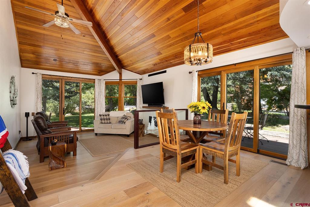 595 Cottonwood Creek Road