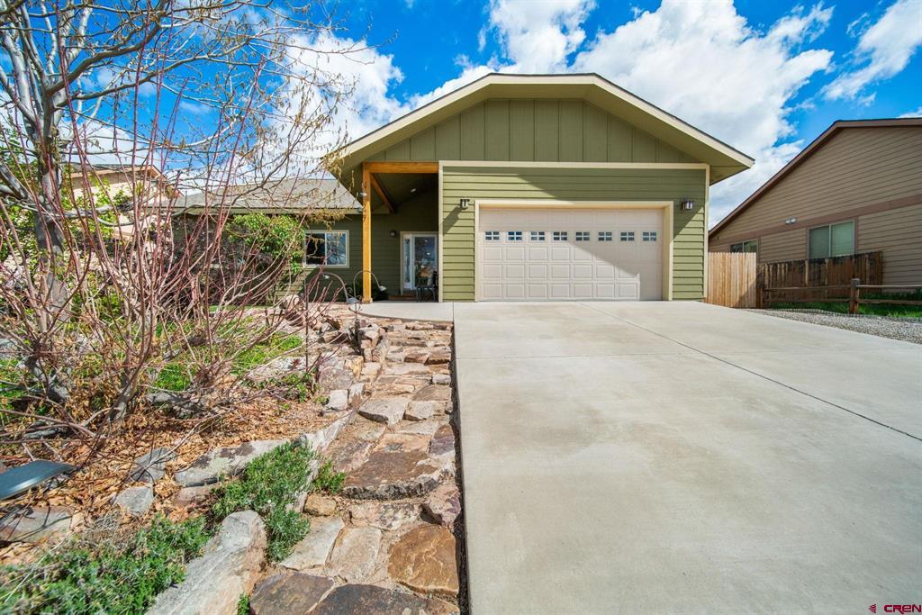 727 Mississippi Drive