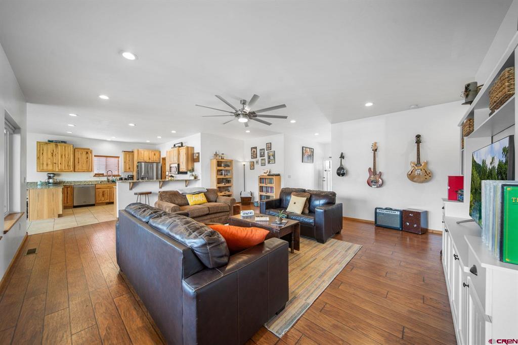 727 Mississippi Drive