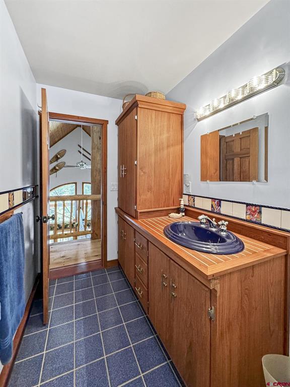 Almont, Colorado, 81210, United States, 3 Bedrooms Bedrooms, ,3 BathroomsBathrooms,Residential,Active,2033403