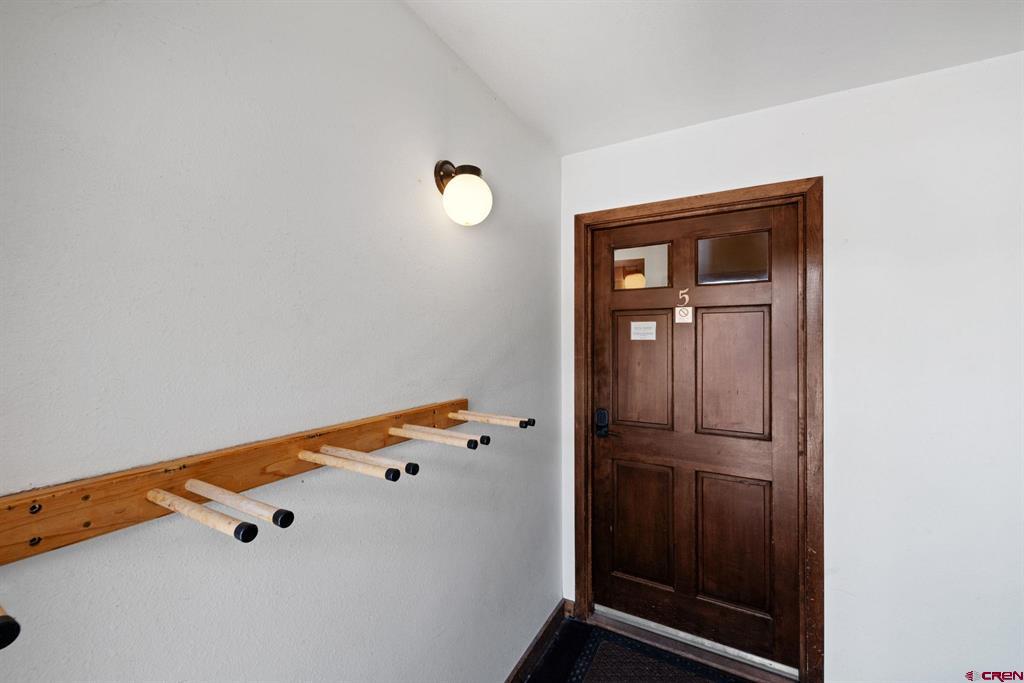 11 Crested Mountain Lane J5