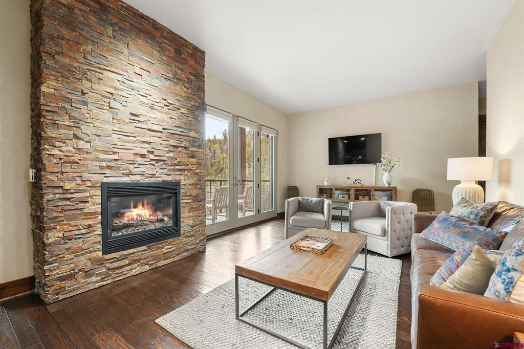 136 San Joaquin Road B201