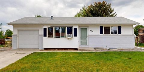 Photo of 1609 Dover Road, Montrose, CO 81401 (MLS # 834747)