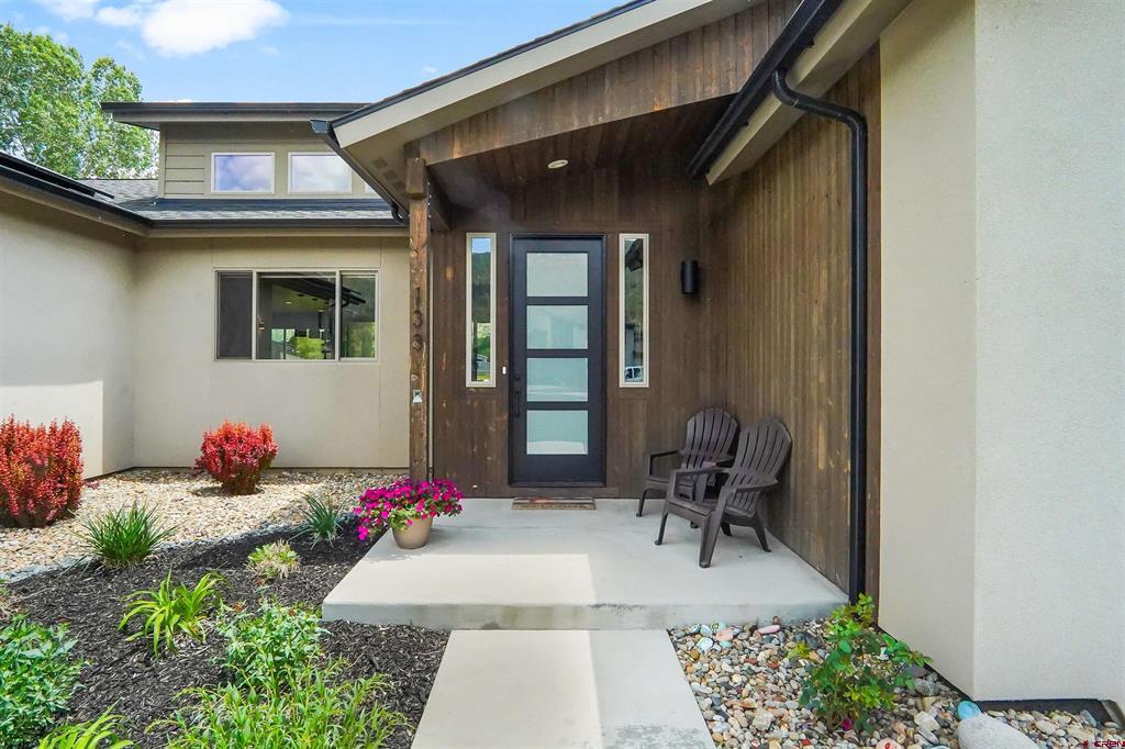133 Glade Court