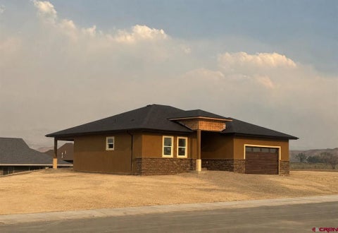 Photo of 3819 Chestnut Drive, Montrose, CO 81401 (MLS # 836814)