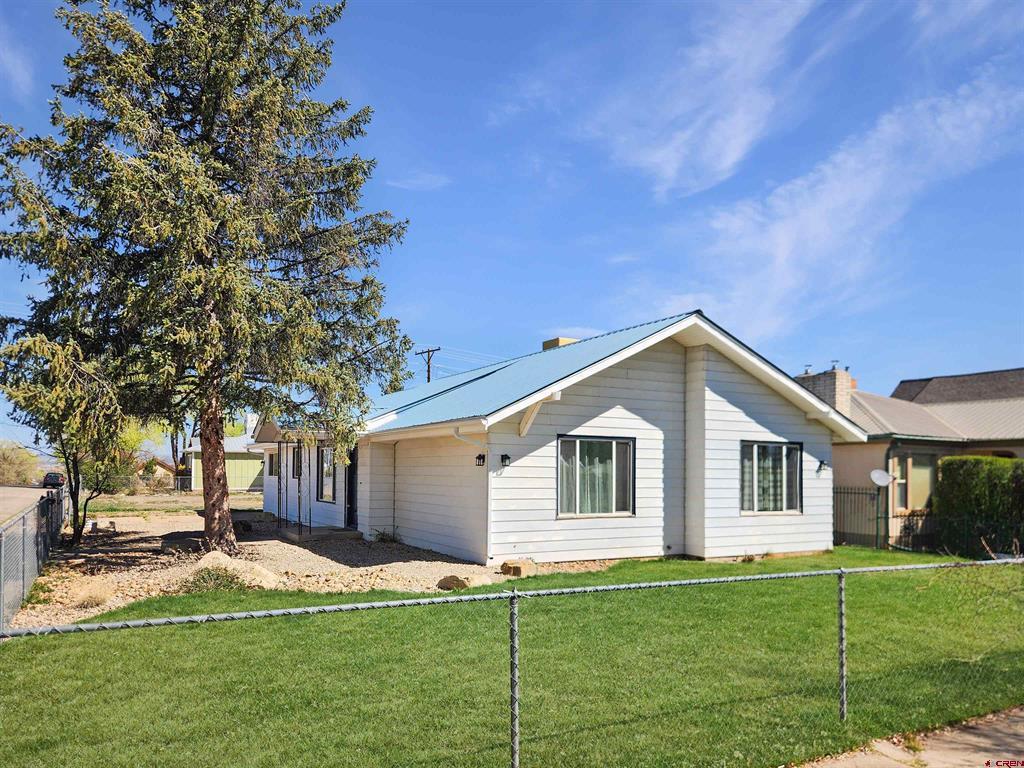 206 N Washington Street