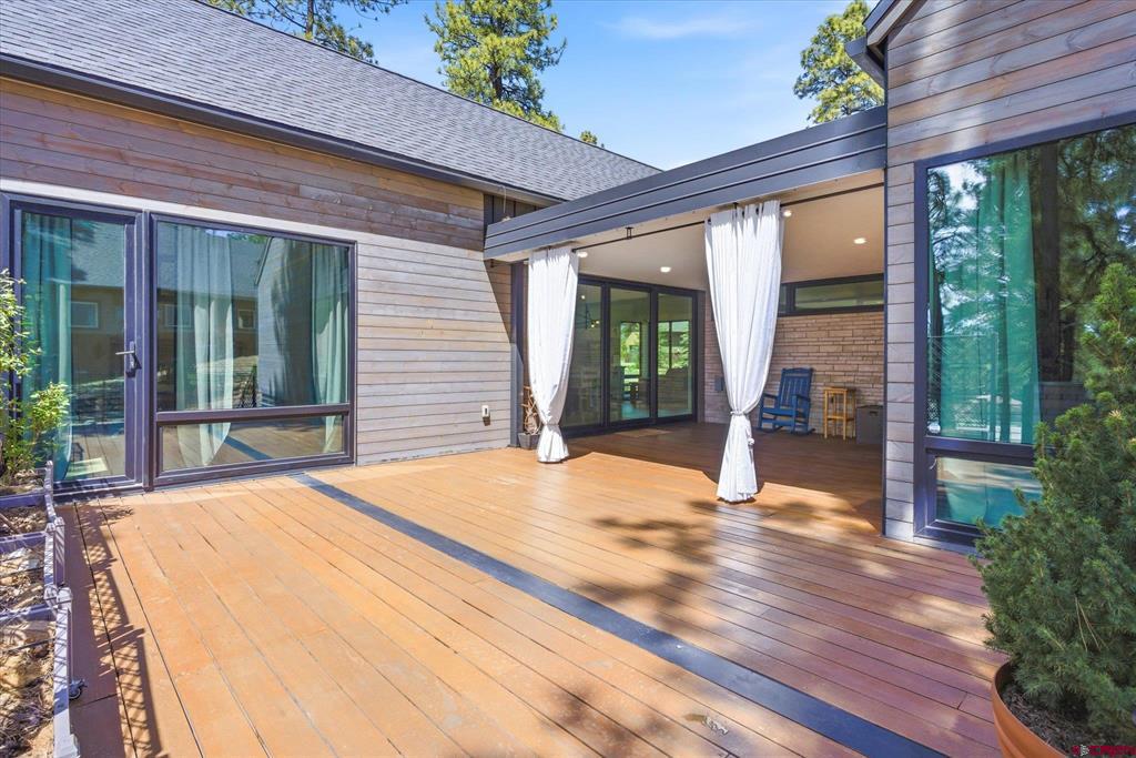 37 Big Bend Court