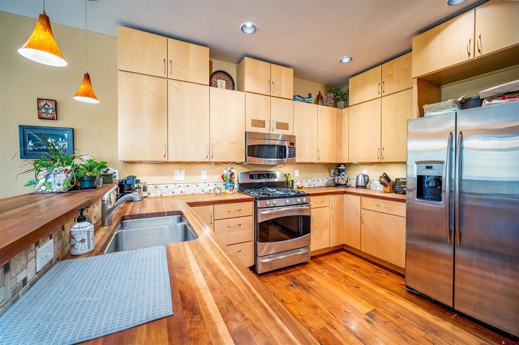 582 Animas View Drive 4