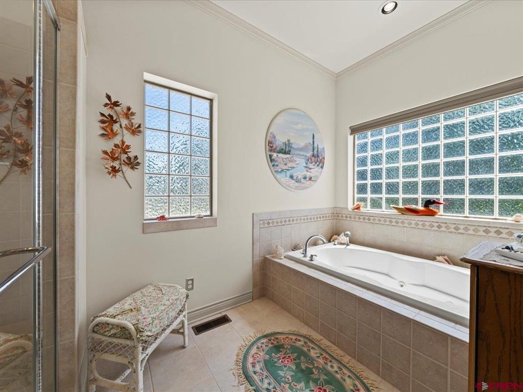 Montrose, Colorado 81403, United States, 5 Bedrooms Bedrooms, ,4 BathroomsBathrooms,Residential,Active,148716