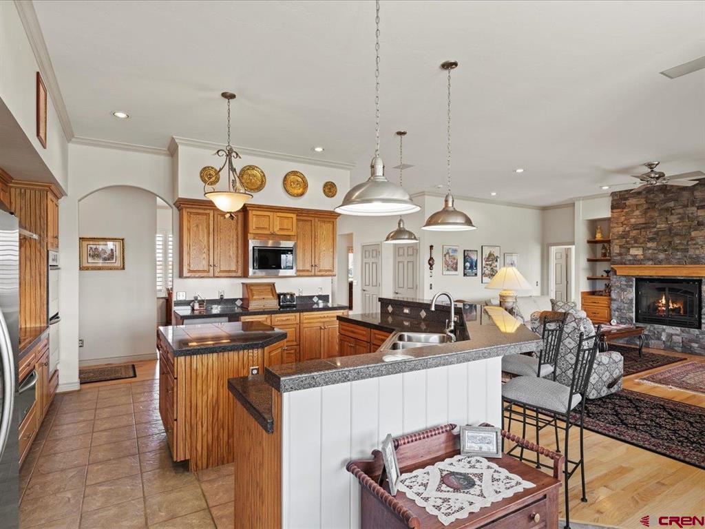 Montrose, Colorado 81403, United States, 5 Bedrooms Bedrooms, ,4 BathroomsBathrooms,Residential,Active,148716