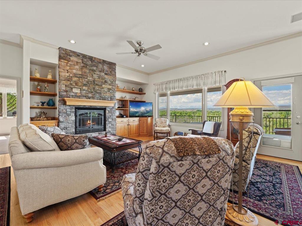 Montrose, Colorado 81403, United States, 5 Bedrooms Bedrooms, ,4 BathroomsBathrooms,Residential,Active,148716