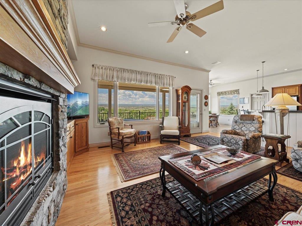 Montrose, Colorado 81403, United States, 5 Bedrooms Bedrooms, ,4 BathroomsBathrooms,Residential,Active,148716