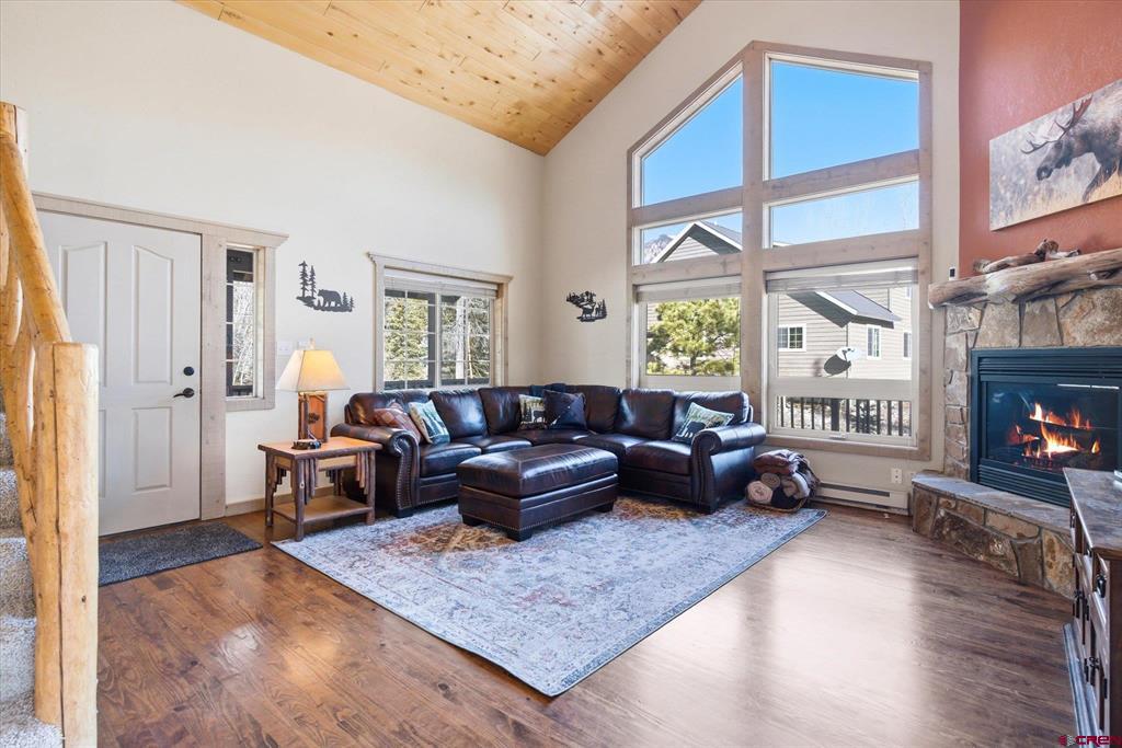 746 W Vallecito Creek