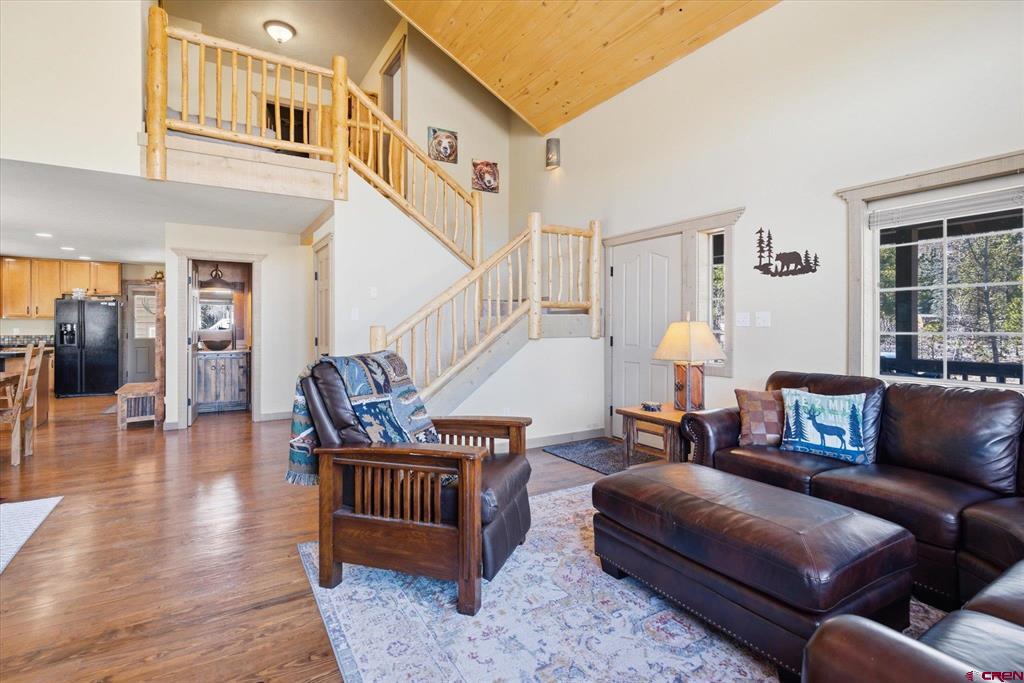 746 W Vallecito Creek