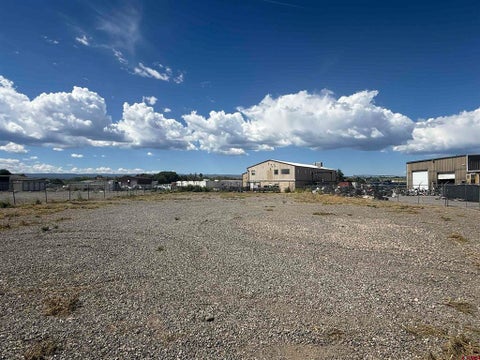 Photo of 1775 Launa Drive, Montrose, CO 81401 (MLS # 838329)