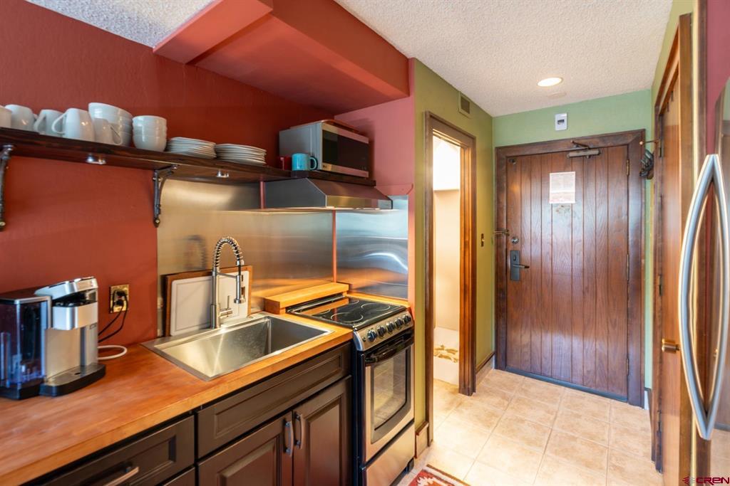314 N Tamarron Drive 420