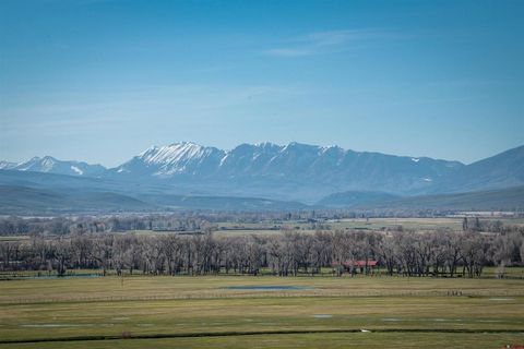 Photo of 245 Candlelight Lane, Gunnison, CO 81230 (MLS # 834247)